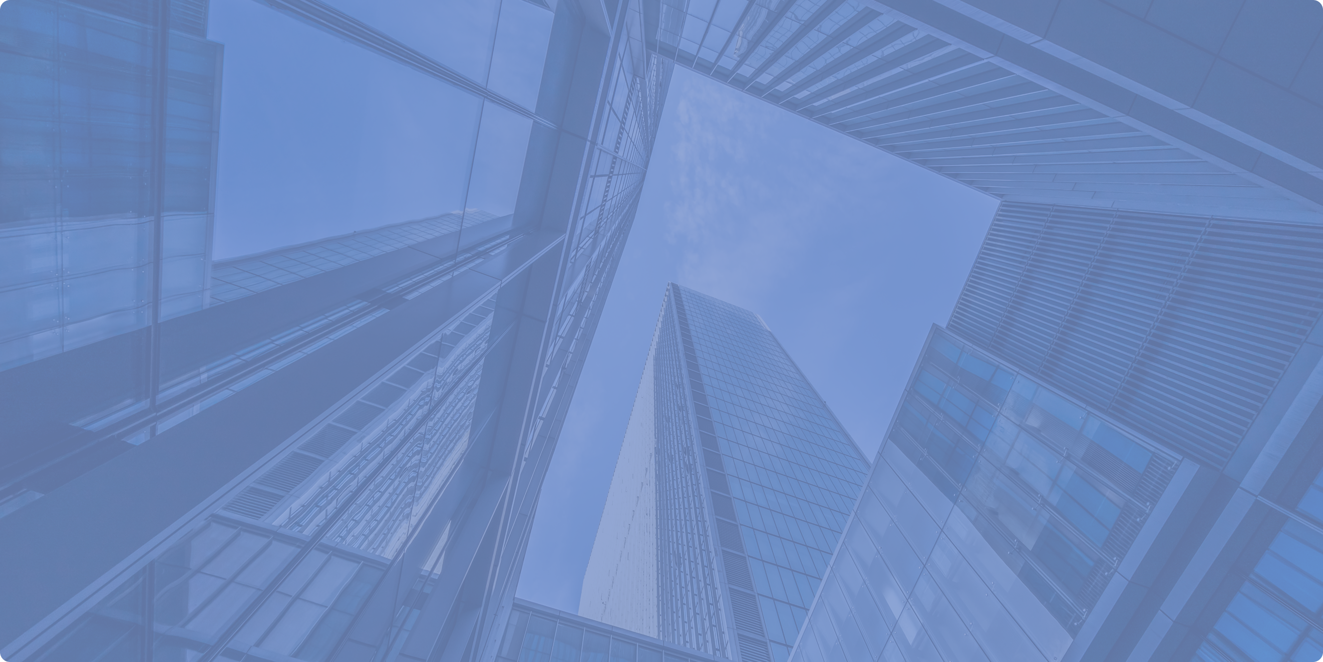 高層ビルを見上げた都市のイメージ背景